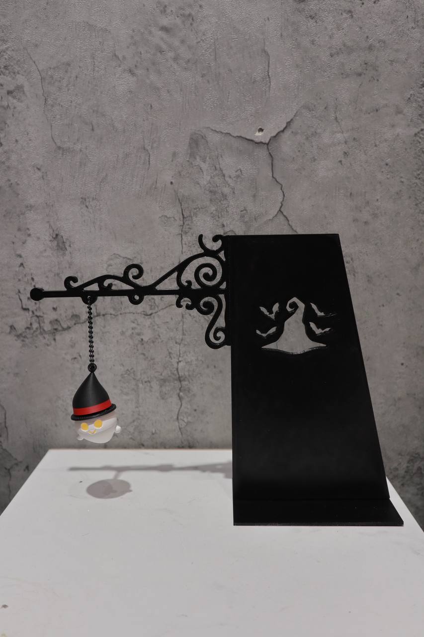 book-tavern-lamp