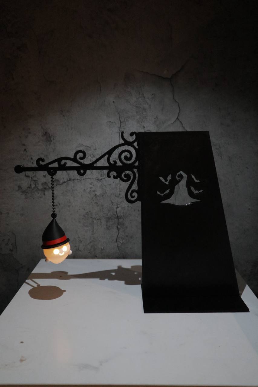 book-tavern-lamp