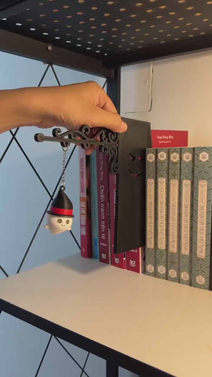 Ghost Bookshelf Lantern – Book Nook Night Light video